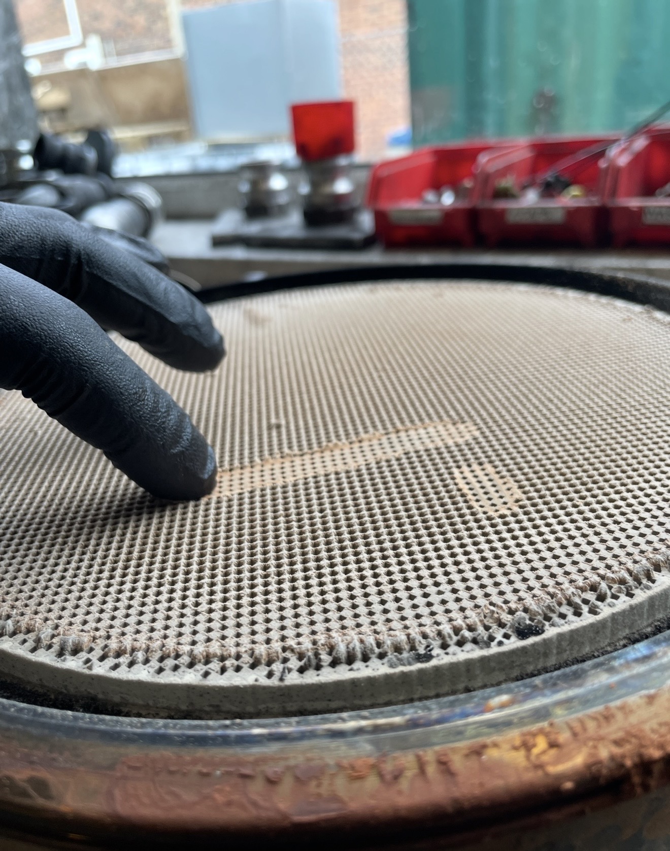 DPF Cleaning: A smart way to reduce running costs for HGVs, plant and agricultural machinery whilst fuel costs continue to rise